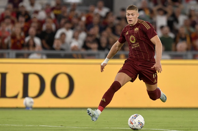 英媒披露埃弗顿报价3700万英镑争夺罗马前锋多夫比克 双方俱乐部属同一所有者